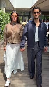 Pierre Niney et Natasha Andrews duo style a la finale de Roland Garros 2026